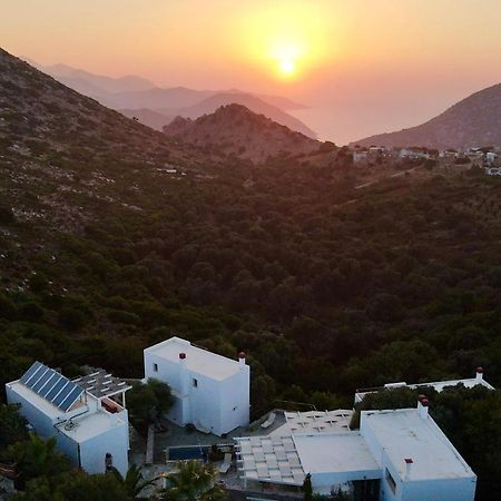 Mourtzanakis Residence - Traditional Eco Hotel In Achlada Exterior photo